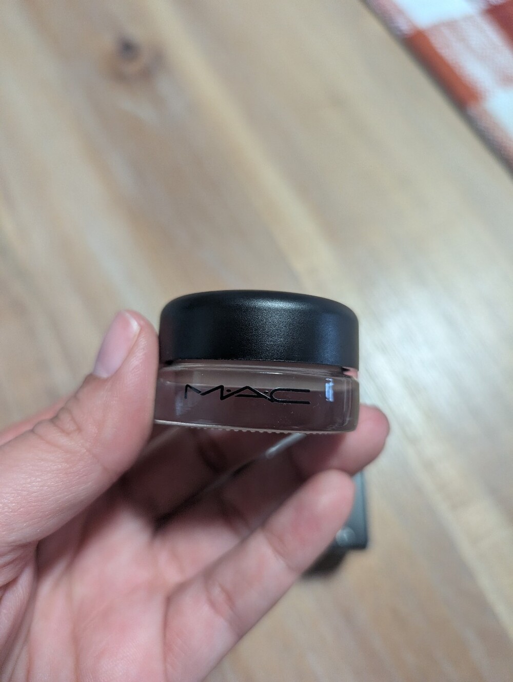 Mac Paint Pot - Picture 3 of 5